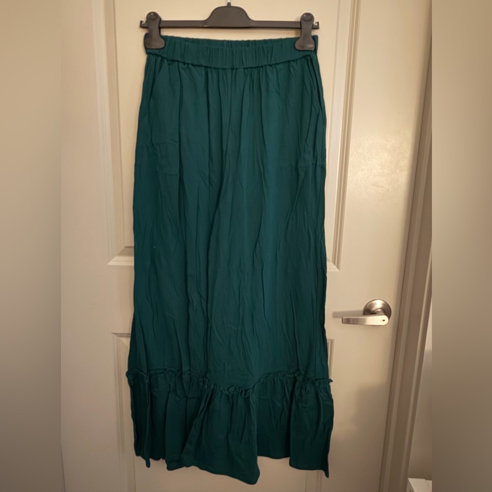 NWT Sugarlips Green Ruffle Bell Bottom Pants | Size Medium